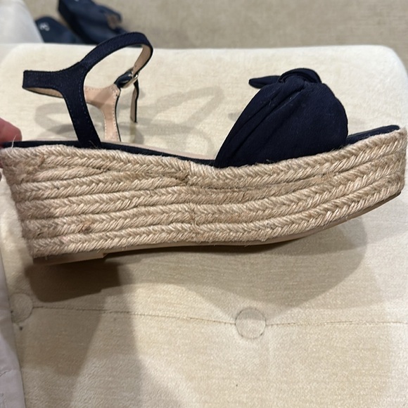 Navy Platform Sandals - Picture 3 of 5